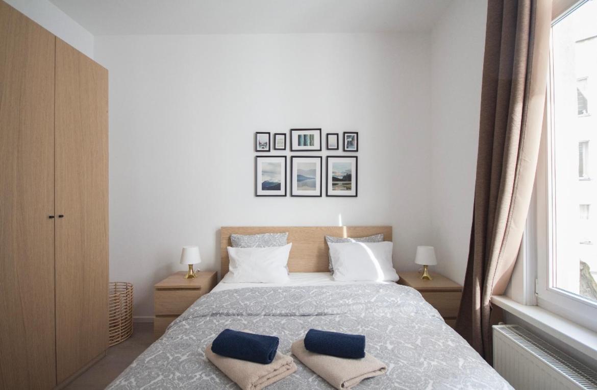 Instaworthy View 1 Apartment แอนต์เวิร์ป ภายนอก รูปภาพ